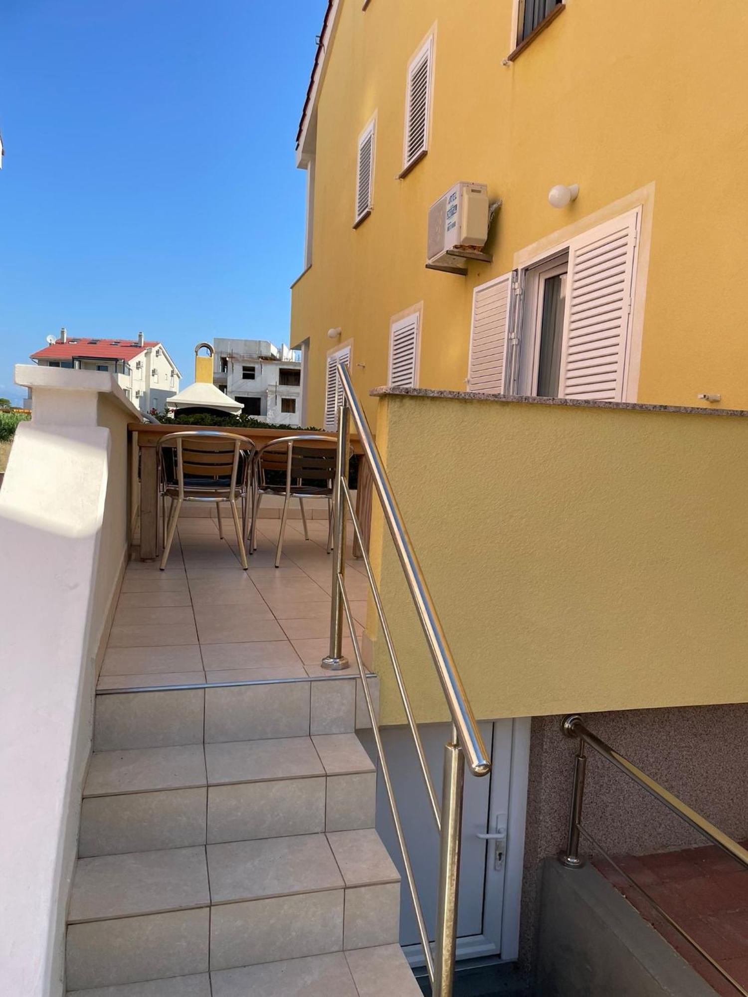 Apartments Iva Povljana Dış mekan fotoğraf